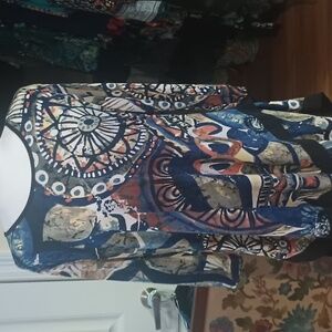 A New Colorful Abstract Patterned Top Size XL
